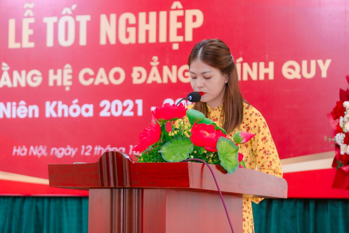 Le-tot-nghiep-truong-Cao-dang-Kinh-te-Cong-nghe-Ha-Noi-nam-2024